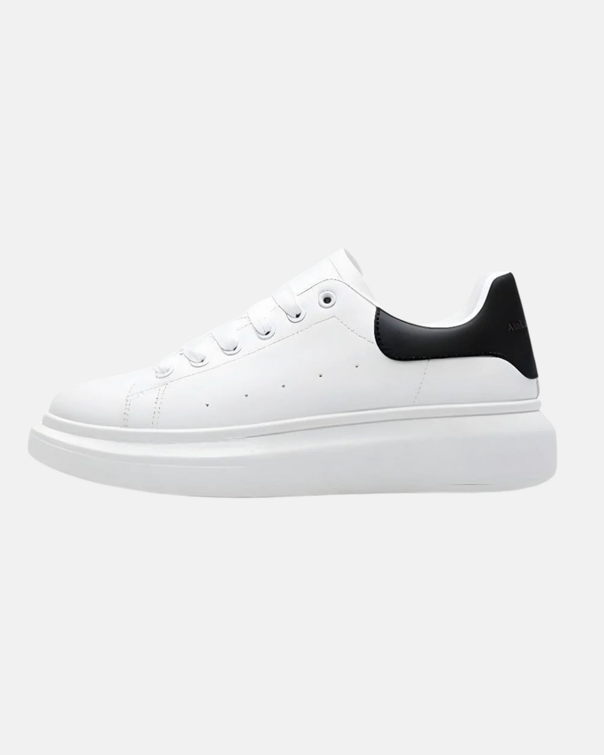 Tênis Masculino Casual de Couro Volutto